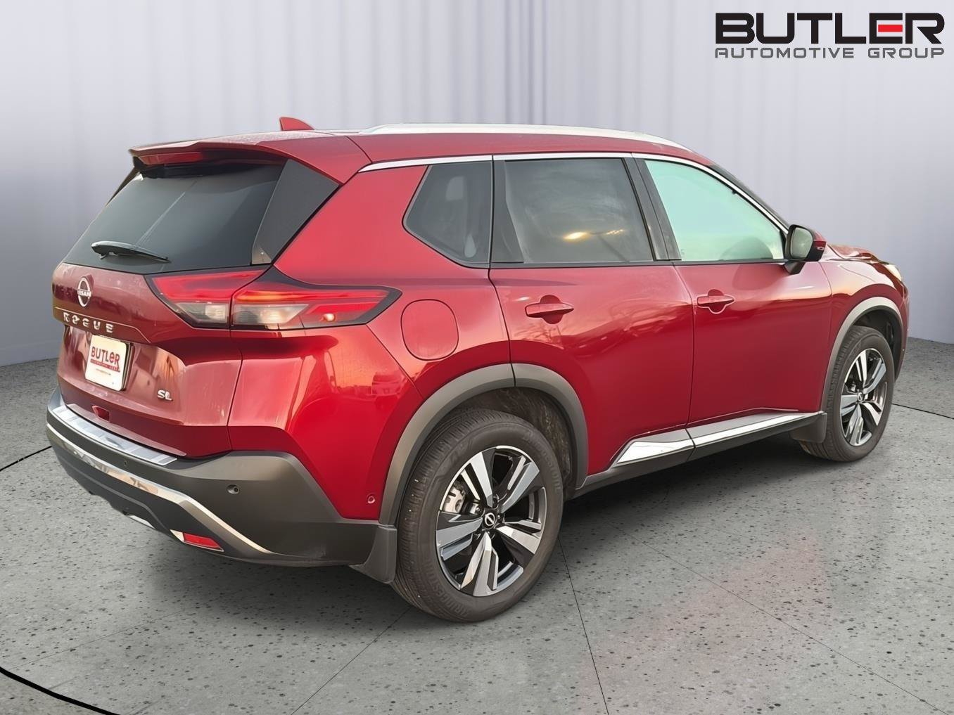 Used 2023 Nissan Rogue SL w/ SL Premium Package FWD image 6