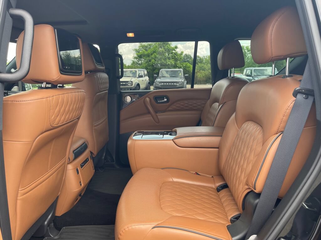 Used 2023 INFINITI QX80 Sensory w/ All-Season Package AWD/4WD image 24