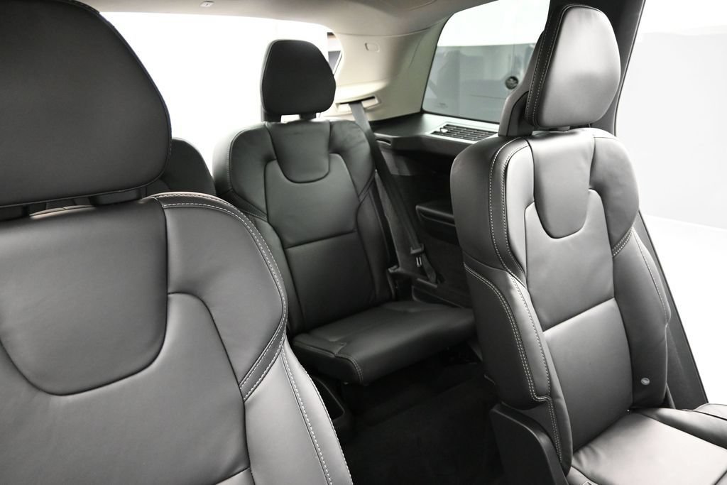 Used 2023 Volvo XC90 T8 Ultimate AWD/4WD image 23