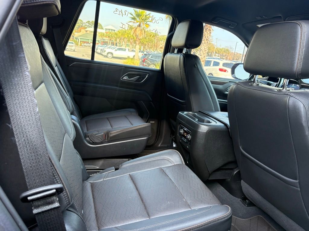 Used 2022 Chevrolet Tahoe High Country AWD/4WD image 17
