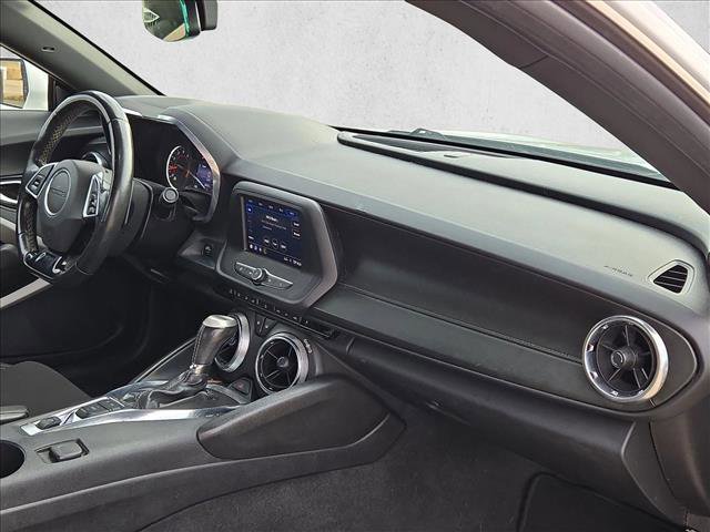 Used 2020 Chevrolet Camaro LT image 18
