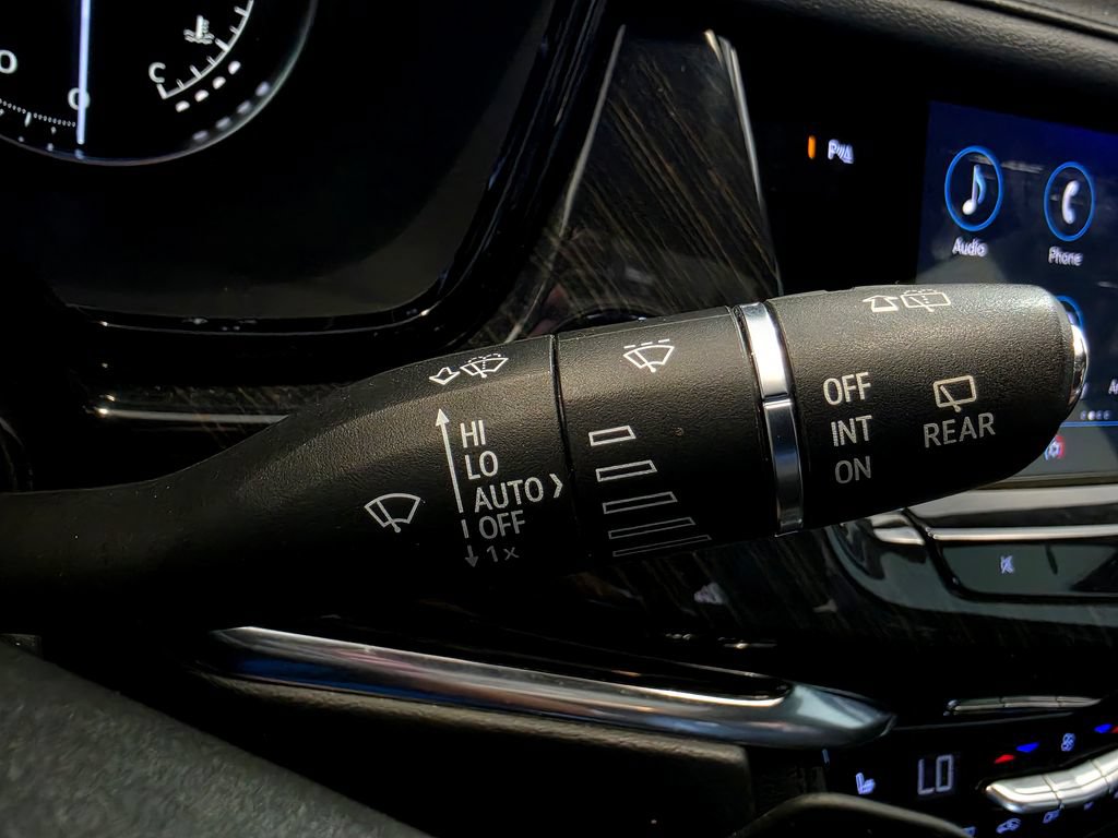 Used 2021 Cadillac XT6 Premium Luxury FWD image 30