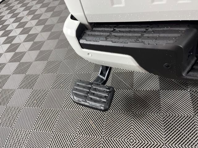 New 2026 Nissan Frontier SV w/ Tow Package image 51