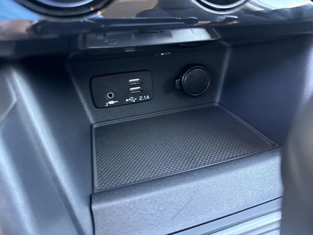 Used 2019 Subaru Forester Premium AWD/4WD image 35