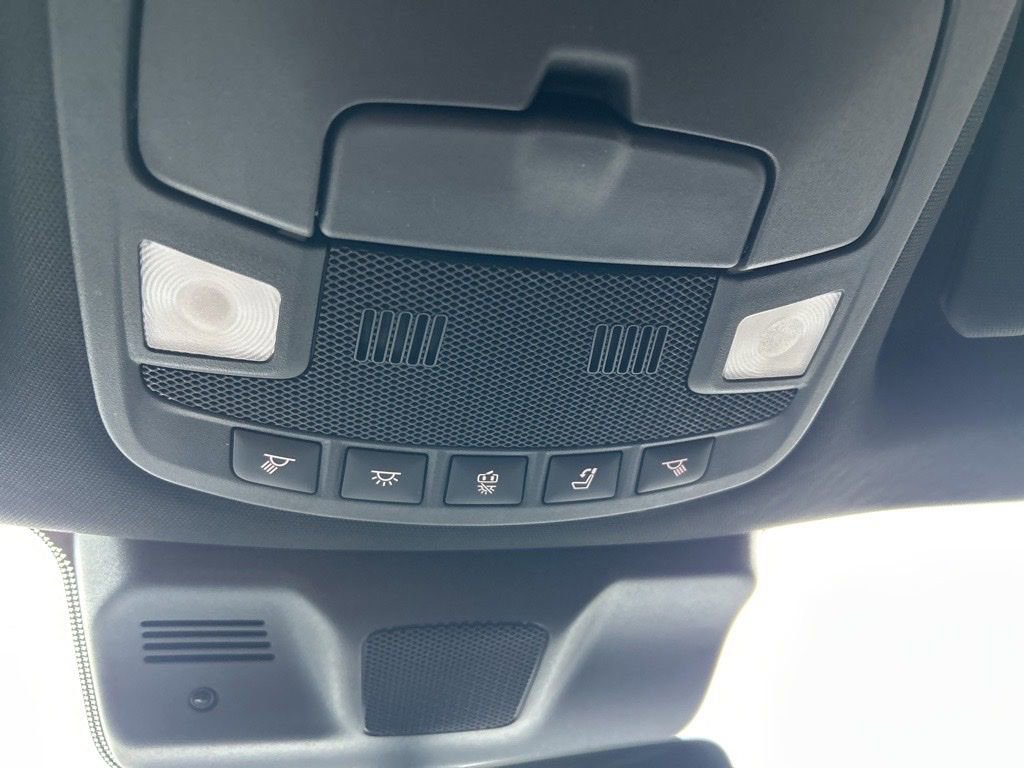 Used 2024 Lincoln Navigator L Premiere image 39