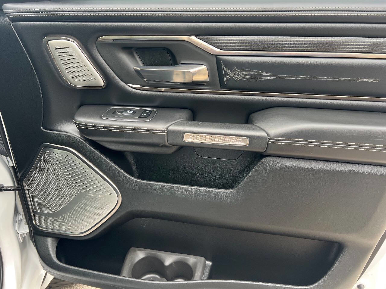 Used 2019 RAM 1500 Limited image 22