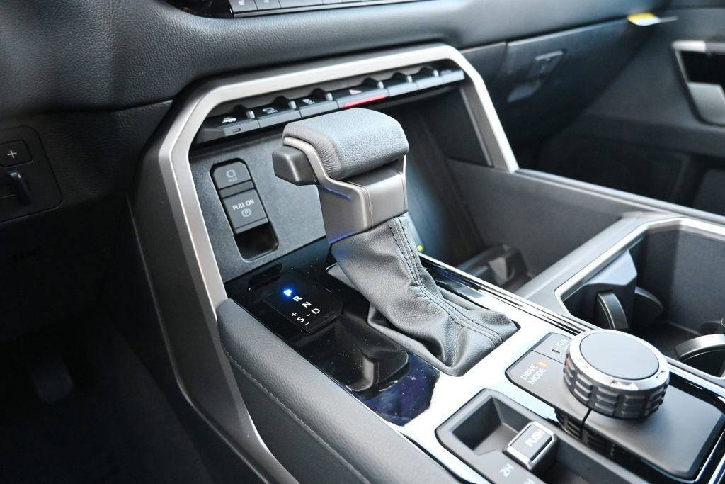 New 2026 Toyota Tundra Limited AWD/4WD image 22