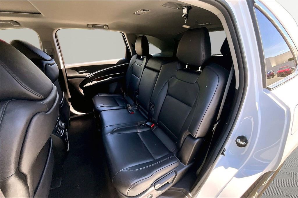 Used 2020 Acura MDX SH-AWD image 18