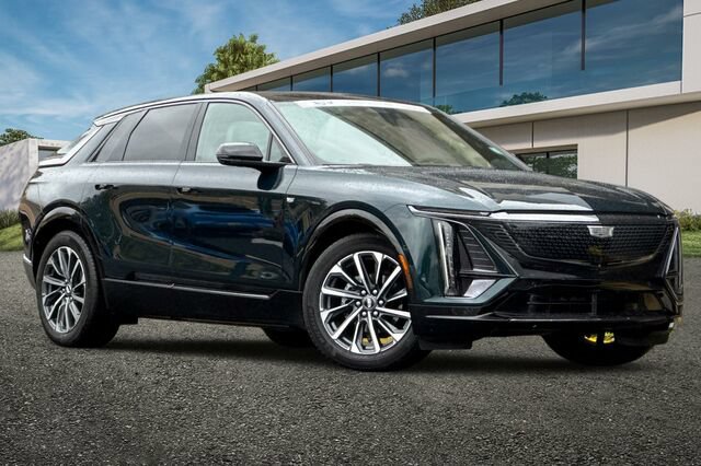 Certified 2024 Cadillac Lyriq Sport w/ LPO, Floor Liner Package AWD/4WD image 2