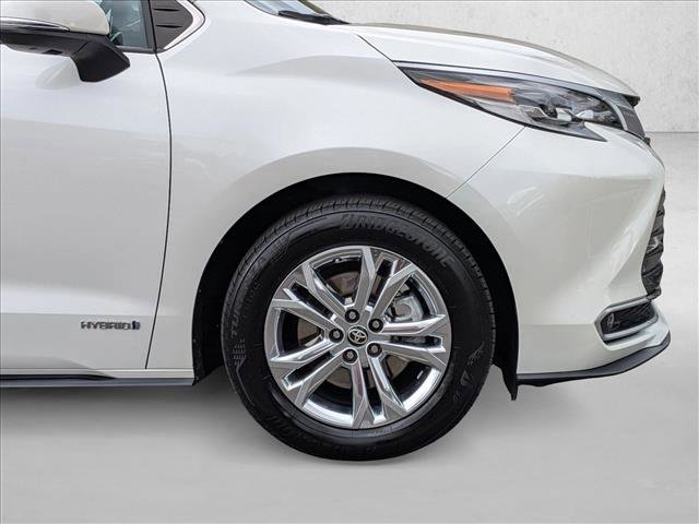 Used 2021 Toyota Sienna Platinum AWD/4WD image 27