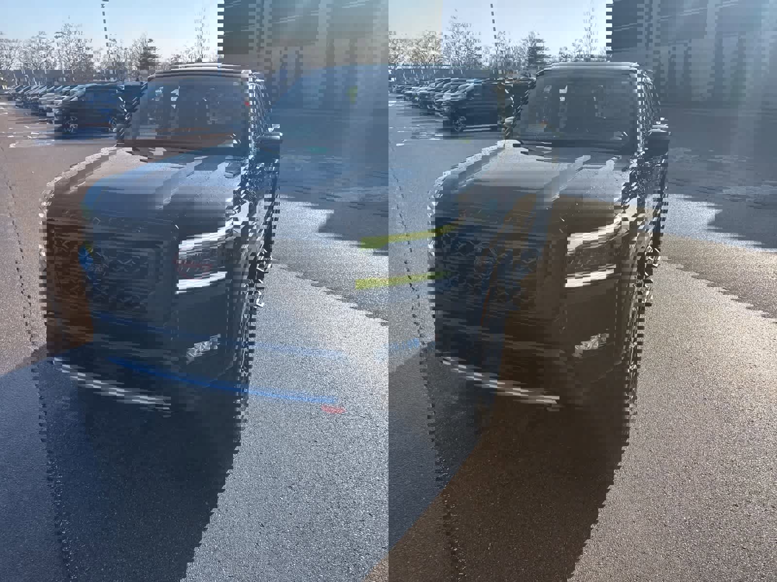 Used 2022 Nissan Frontier PRO-4X w/ Pro-4X Premium Package image 3