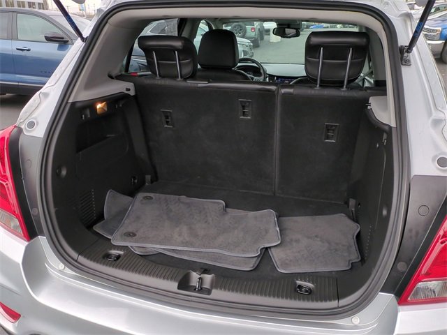 Certified 2022 Chevrolet Trax LT w/ Sport Edition image 24