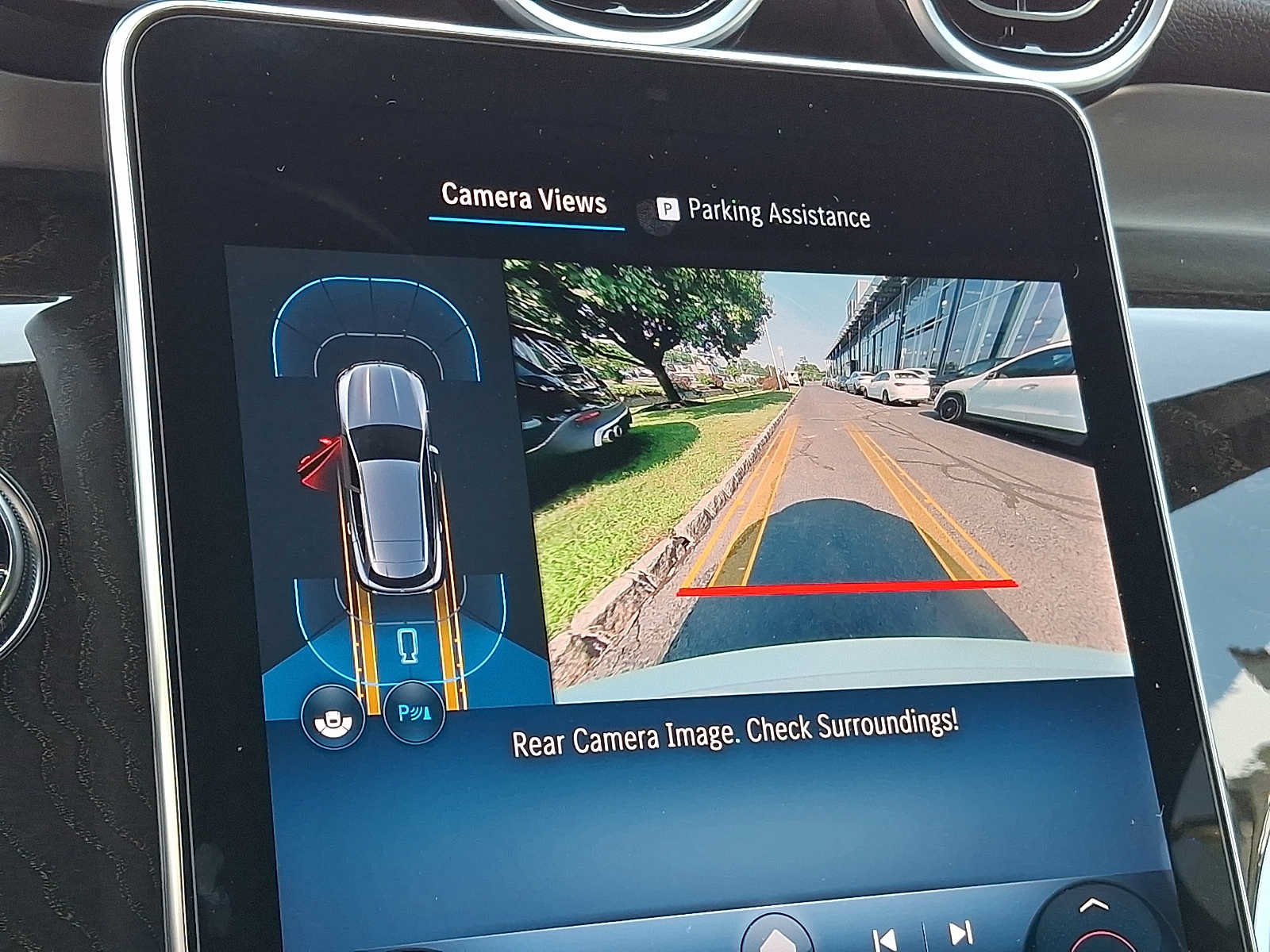 Certified 2025 Mercedes-Benz GLC 300 4MATIC image 15
