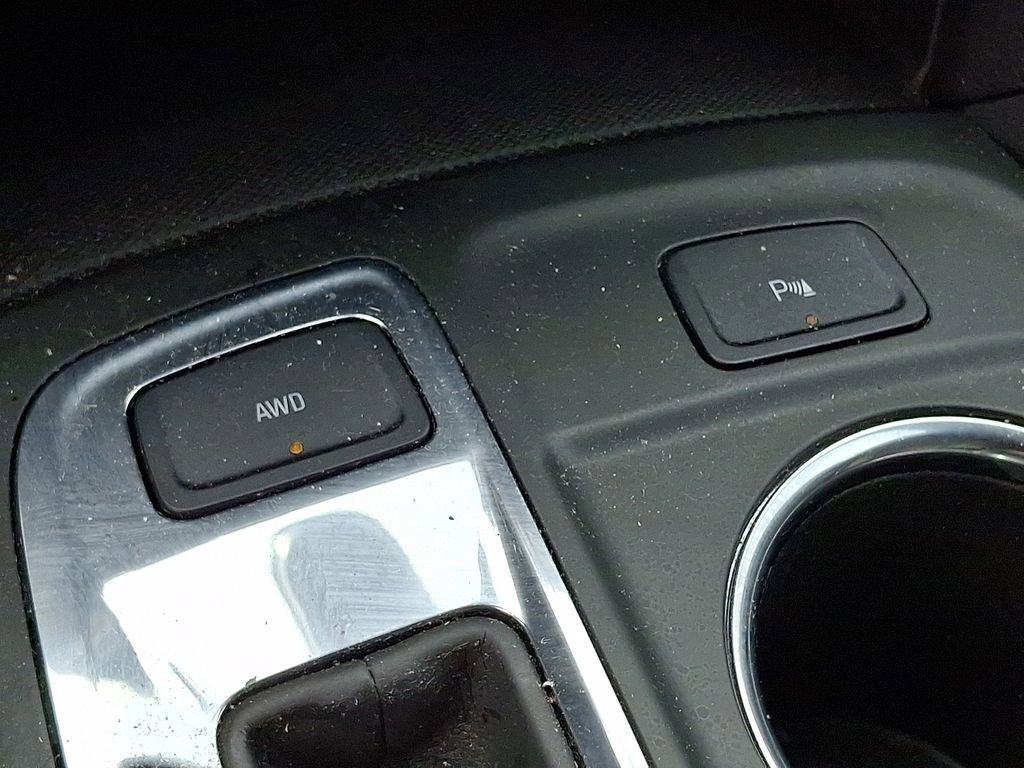 Used 2023 Chevrolet Equinox LT AWD/4WD image 24