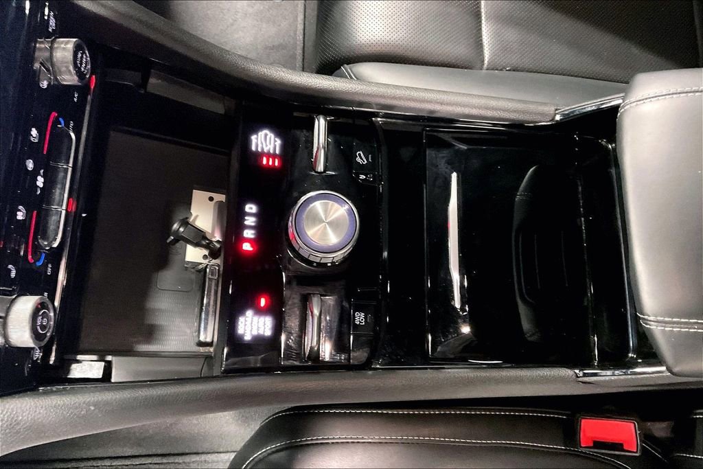 Used 2024 Jeep Grand Cherokee Overland w/ Luxury Tech Group IV image 17