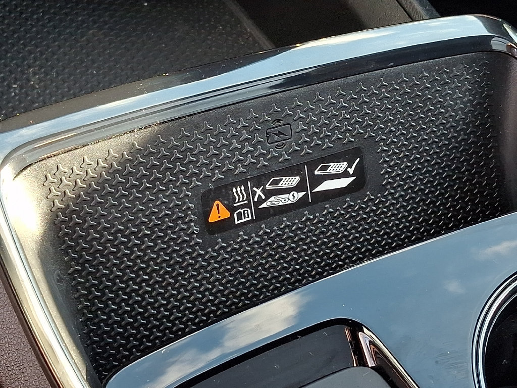 Certified 2026 Chevrolet Equinox RS FWD image 24