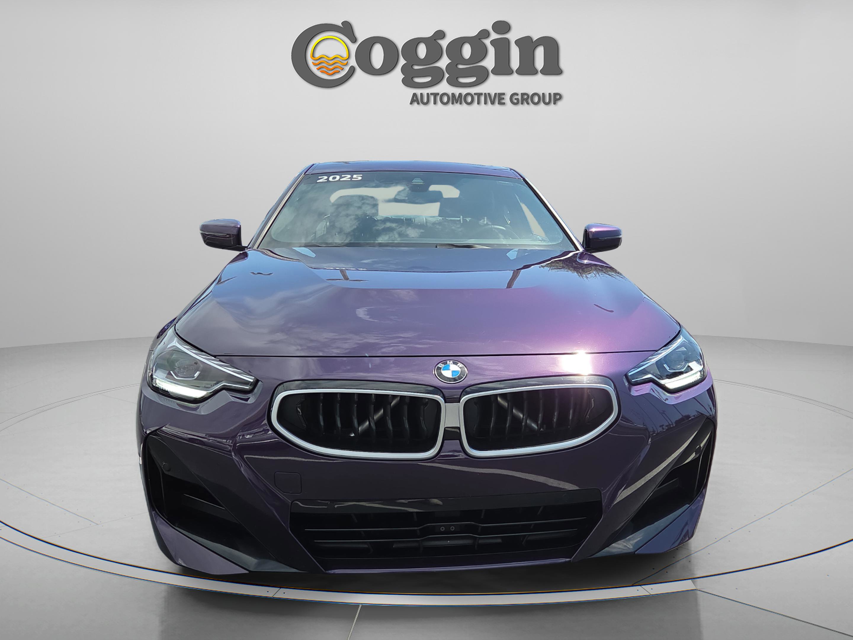 Certified 2025 BMW 230i Coupe w/ M Sport Package RWD image 8