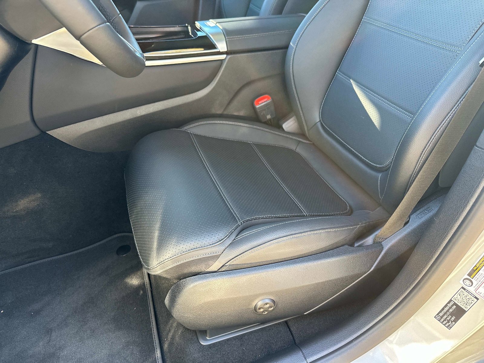 Certified 2026 Mercedes-Benz GLC 300 image 17