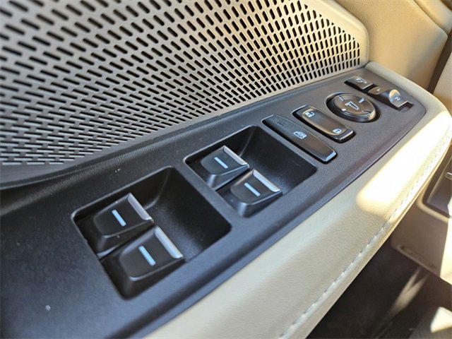 Used 2023 Acura MDX SH-AWD w/ Technology Package image 29