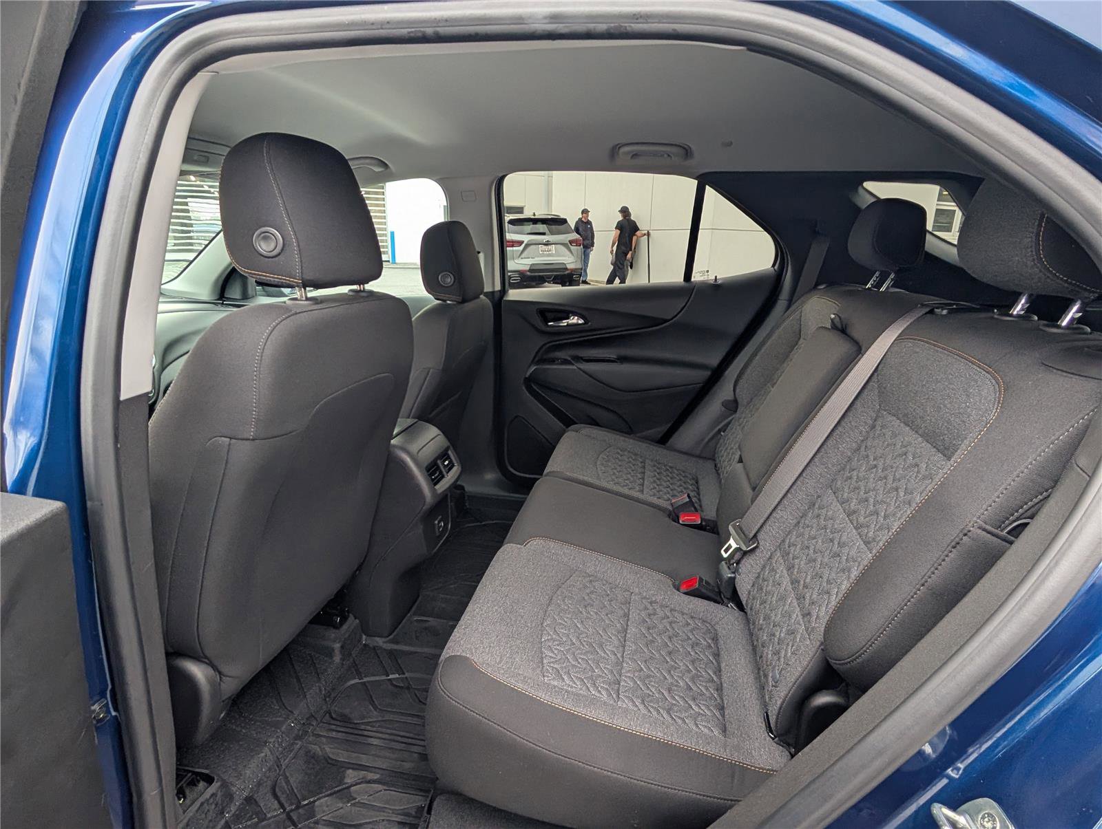 Used 2022 Chevrolet Equinox LT w/ LPO, Floor Liner Package image 13