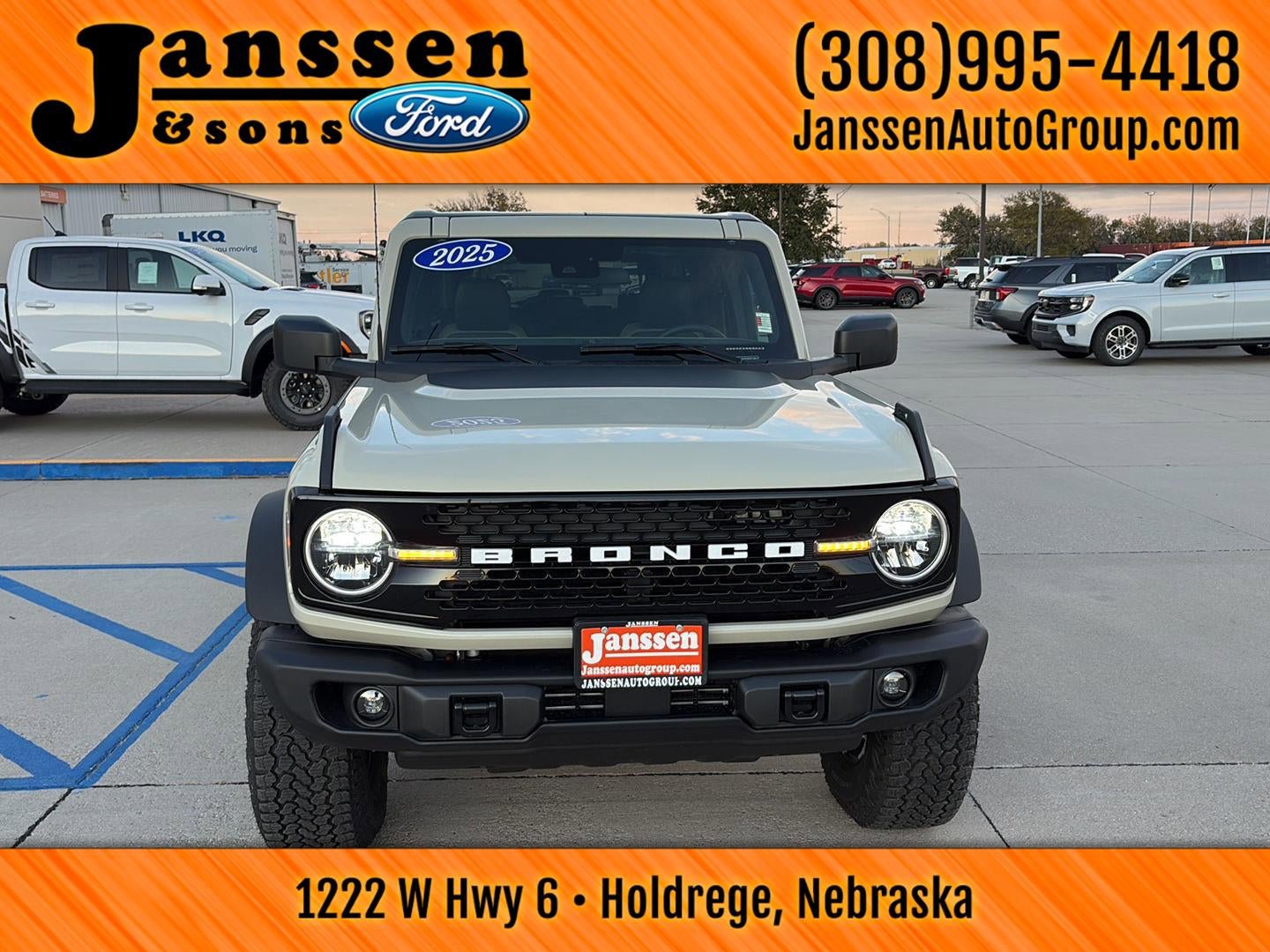 New 2025 Ford Bronco Big Bend w/ Black Diamond Package image 3