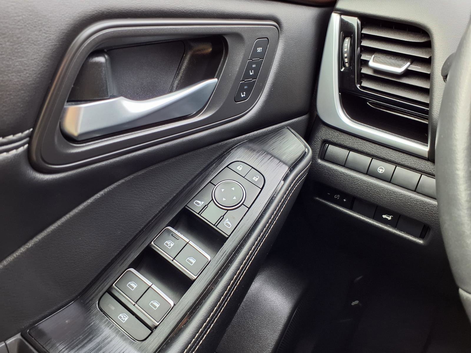 Certified 2023 Nissan Rogue SL w/ SL Premium Package image 22