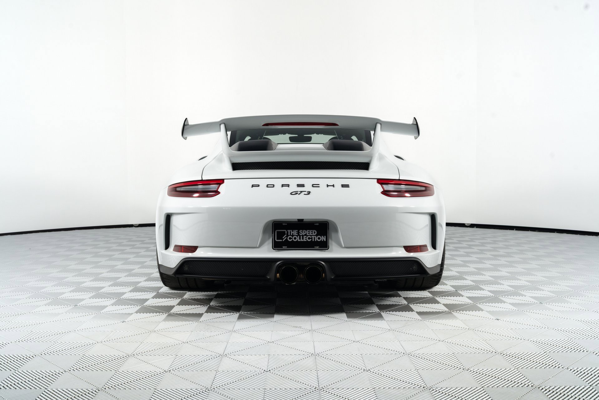 Used 2018 Porsche 911 GT3 RWD image 6
