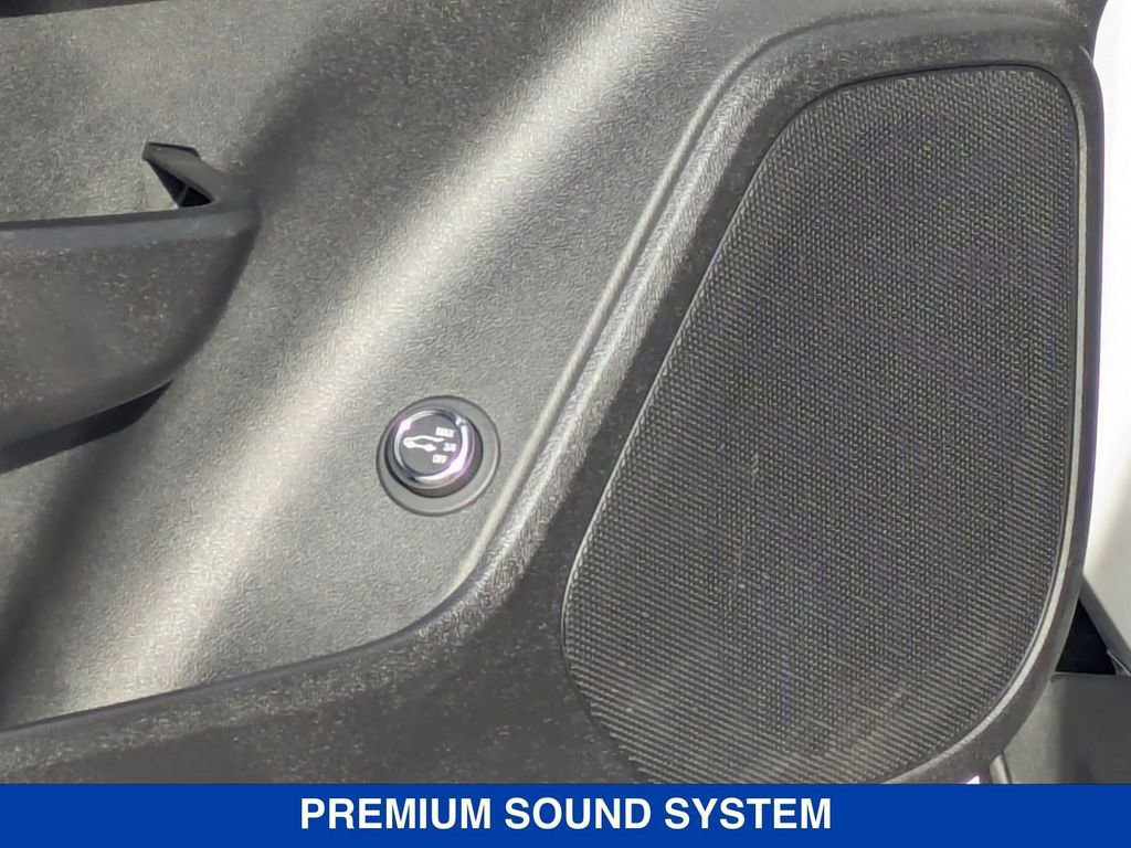 New 2025 Chevrolet Blazer LT w/ Sound & Technology Package image 15