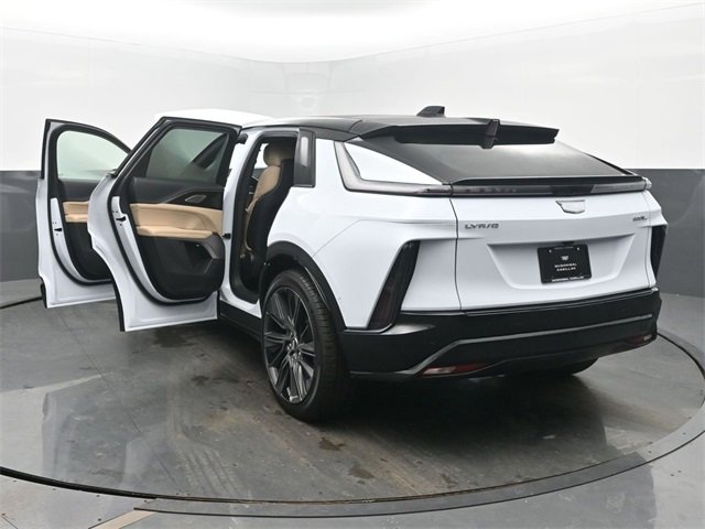 New 2026 Cadillac Lyriq Signature Sport image 56