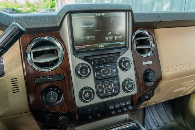 Used 2016 Ford F250 Lariat w/ Lariat Ultimate Package AWD/4WD image 26