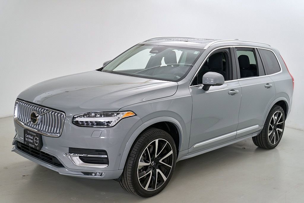 Certified 2025 Volvo XC90 B6 Plus AWD/4WD image 6