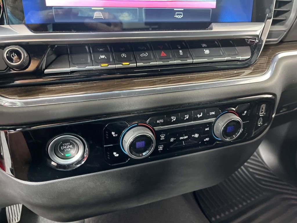 Used 2024 Chevrolet Silverado 1500 LT image 25