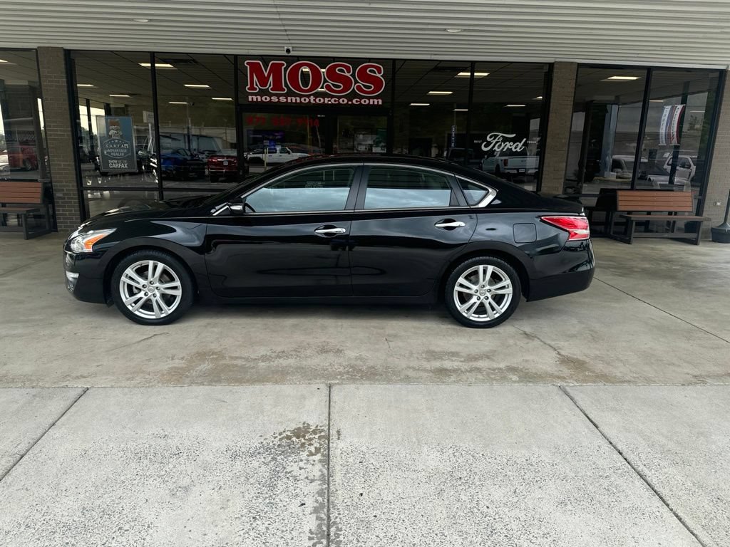 Used 2013 Nissan Altima 3.5 SL FWD image 7