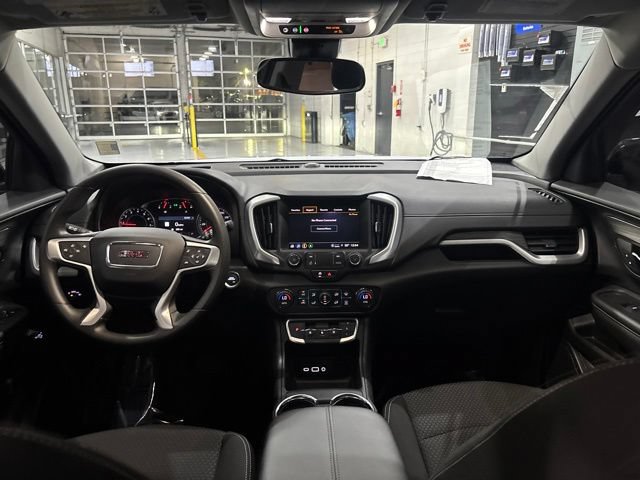 Used 2024 GMC Terrain SLE w/ Driver Convenience Package AWD/4WD image 35