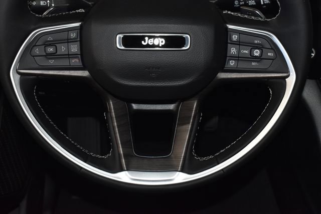 New 2026 Jeep Grand Cherokee L Limited AWD/4WD image 24