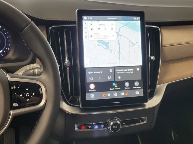 New 2026 Volvo XC90 B6 Plus w/ Protection Package Premier AWD/4WD image 16