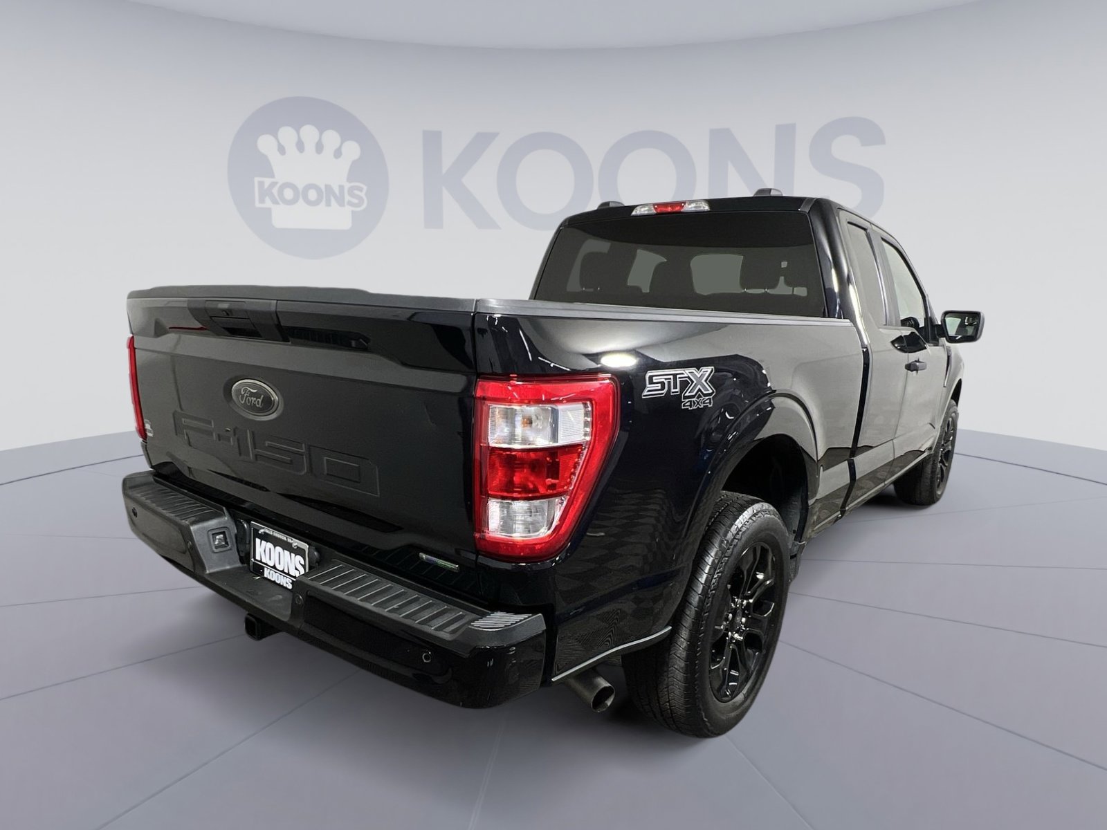 Used 2022 Ford F150 XL w/ STX Black Appearance Package image 7