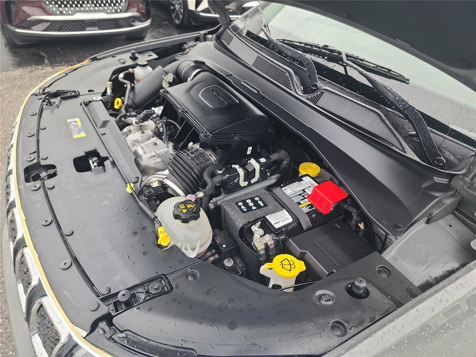 Used 2023 Jeep Compass Latitude image 14