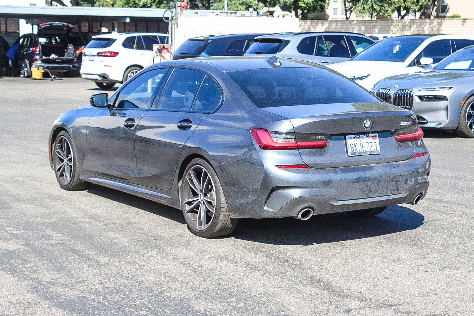 Used 2019 BMW 330i Sedan w/ M Sport Package image 4