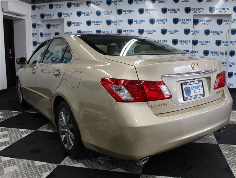 Used 2009 Lexus ES 350 w/ Ultra Luxury Pkg FWD image 2