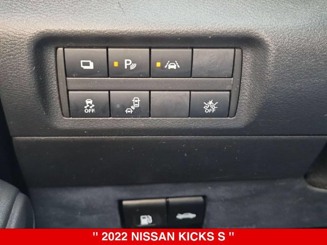 Certified 2022 Nissan Kicks S FWD image 20