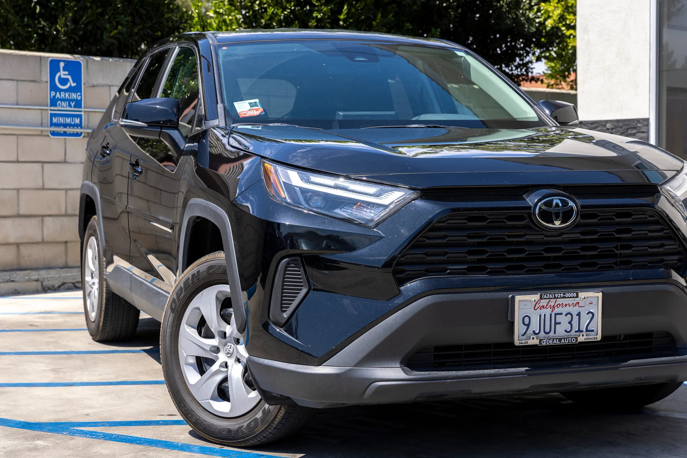 Used 2024 Toyota RAV4 LE FWD image 3