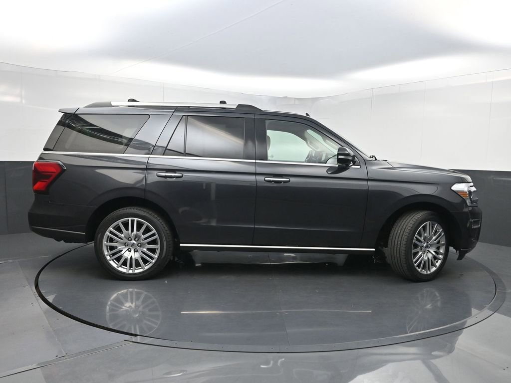 Used 2024 Ford Expedition Limited AWD/4WD image 46