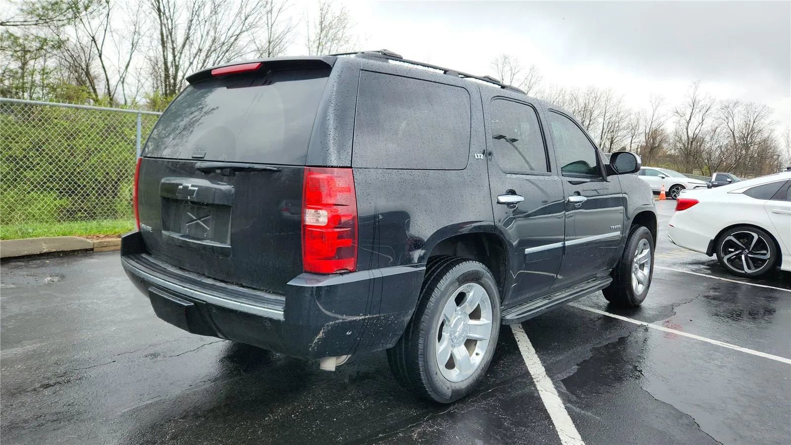 Used 2013 Chevrolet Tahoe LTZ AWD/4WD image 2