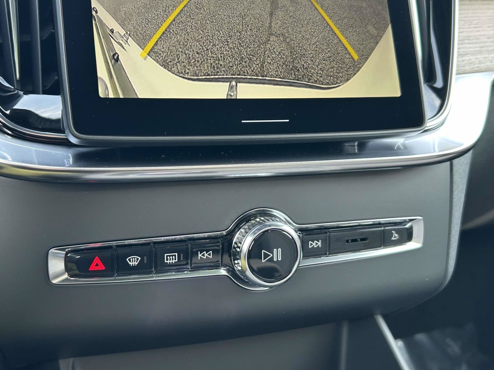 New 2026 Volvo XC90 B6 Plus AWD/4WD image 27
