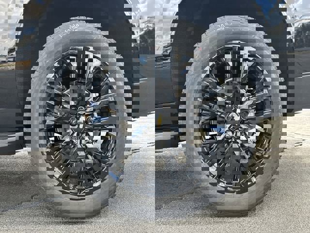 New 2026 Chevrolet Suburban Premier image 19