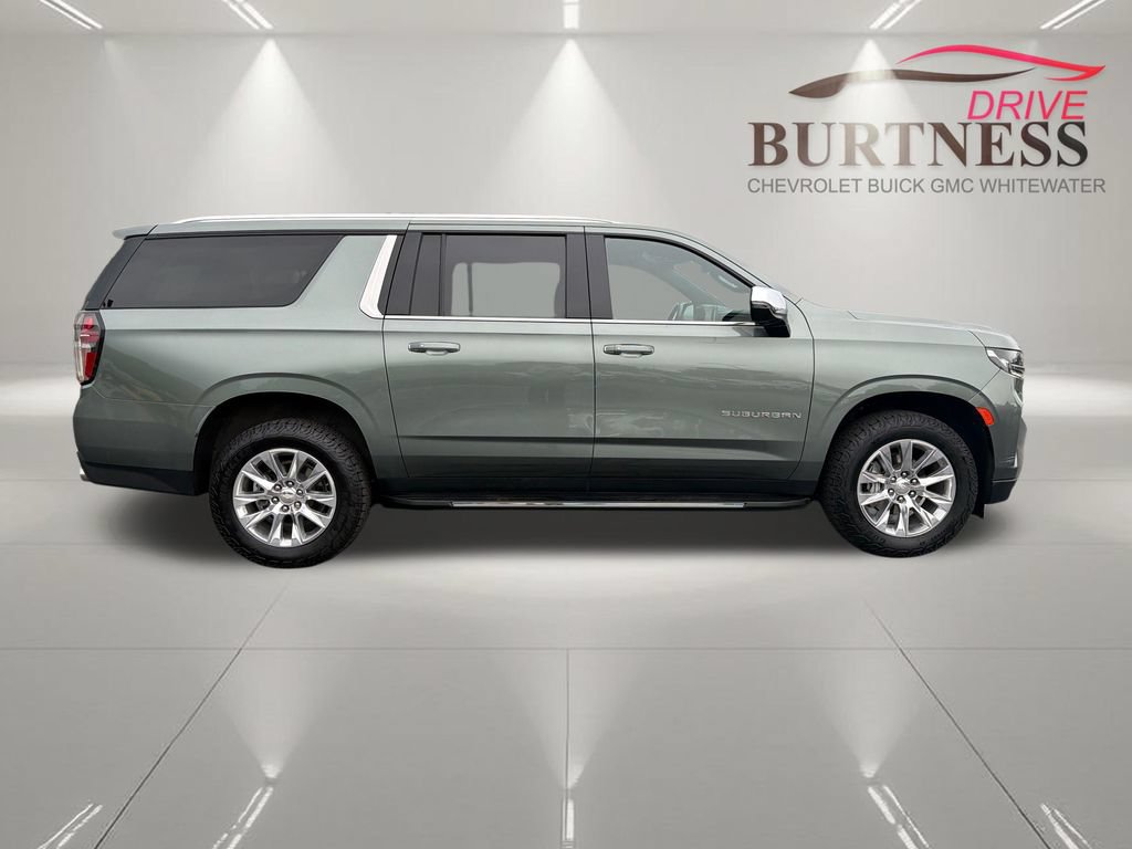 Used 2023 Chevrolet Suburban Premier AWD/4WD image 9