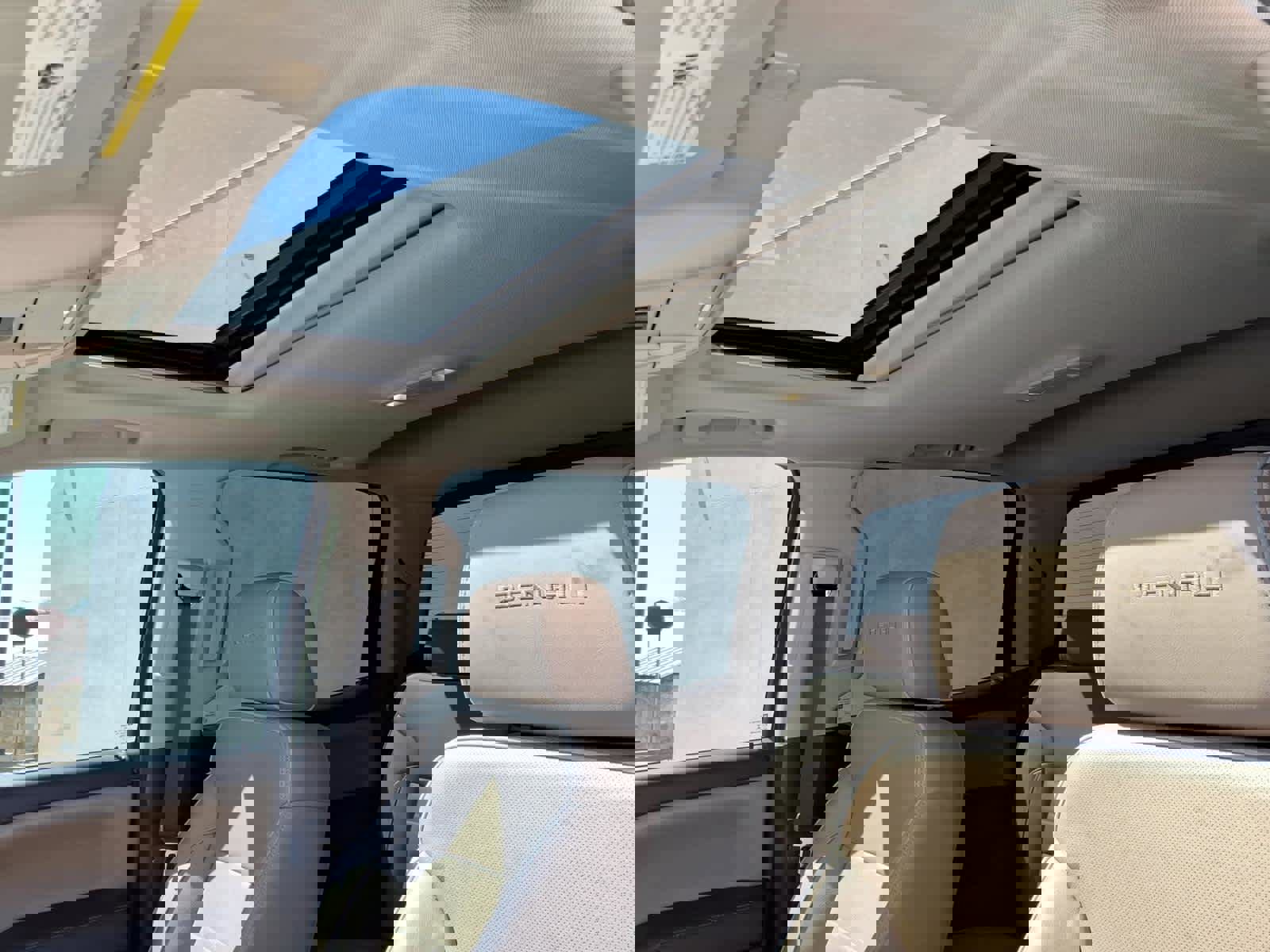 Used 2017 GMC Sierra 1500 Denali w/ Denali Ultimate Package image 4