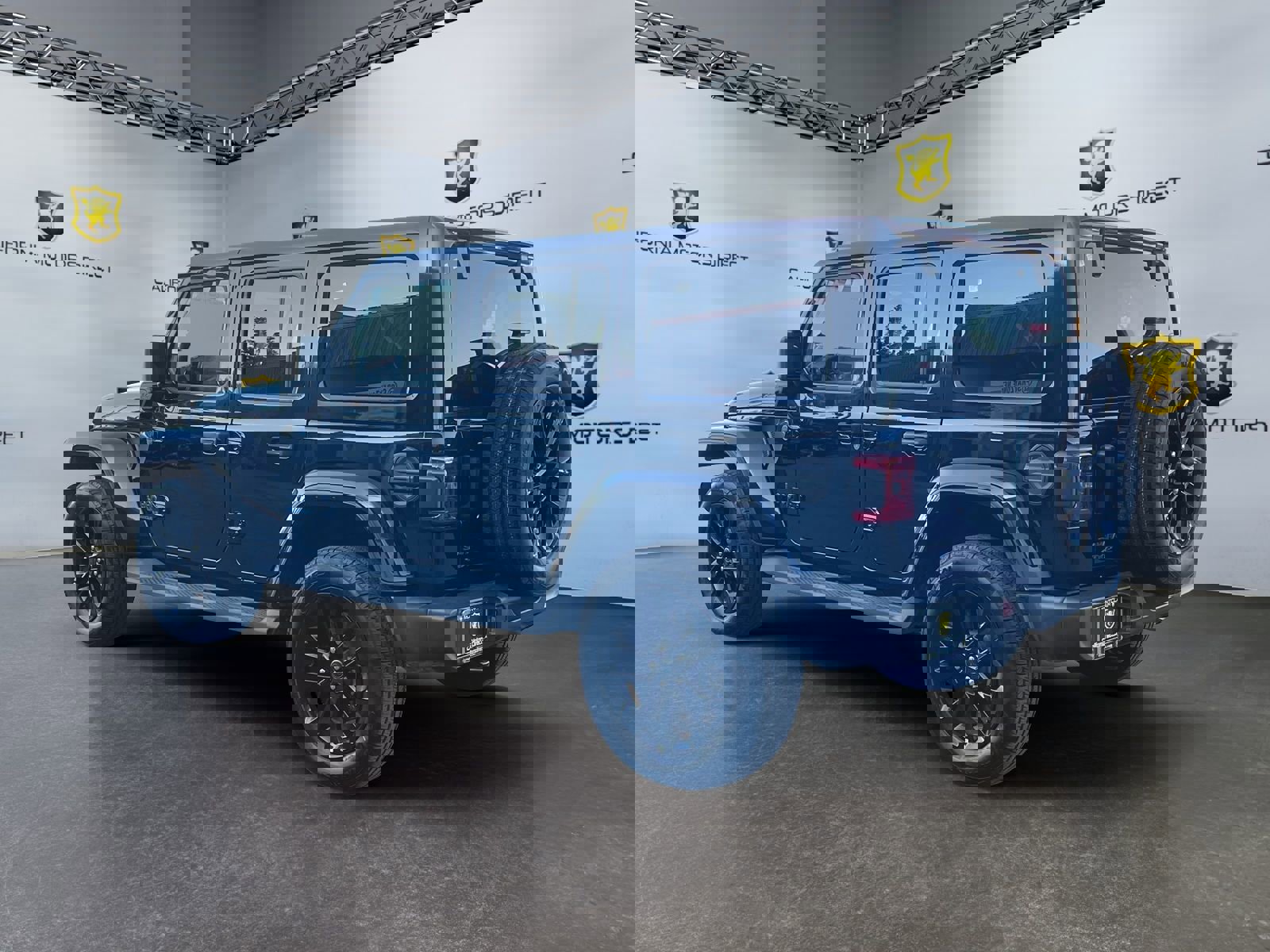 Used 2025 Jeep Wrangler Sahara image 3