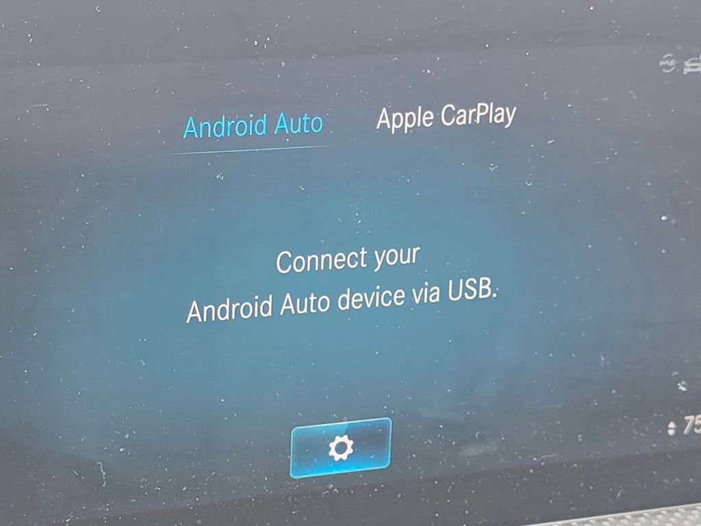 Used 2021 Mercedes-Benz CLA 250 4MATIC image 4